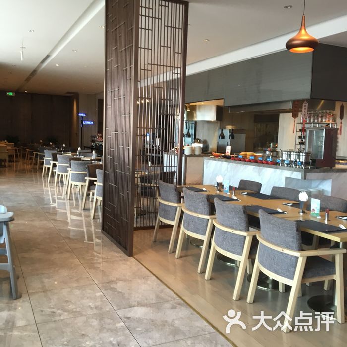 日照苏宁诺富特酒店食宜全日制餐厅图片