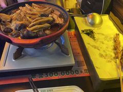 -威记烧嘢·南宁烧烤·超级生牛(绿地店)