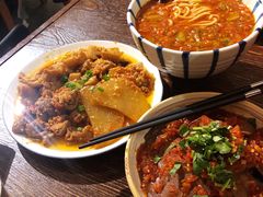 小锅米线-浩海火烧云傣家菜(京广店)