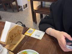 -蟹上黄·蟹黄面·江南糖水(人民广场店)
