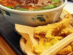 -云阿蛮云南生烫牛肉米线(奉贤路店)