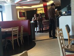 -必胜客(威高广场店)