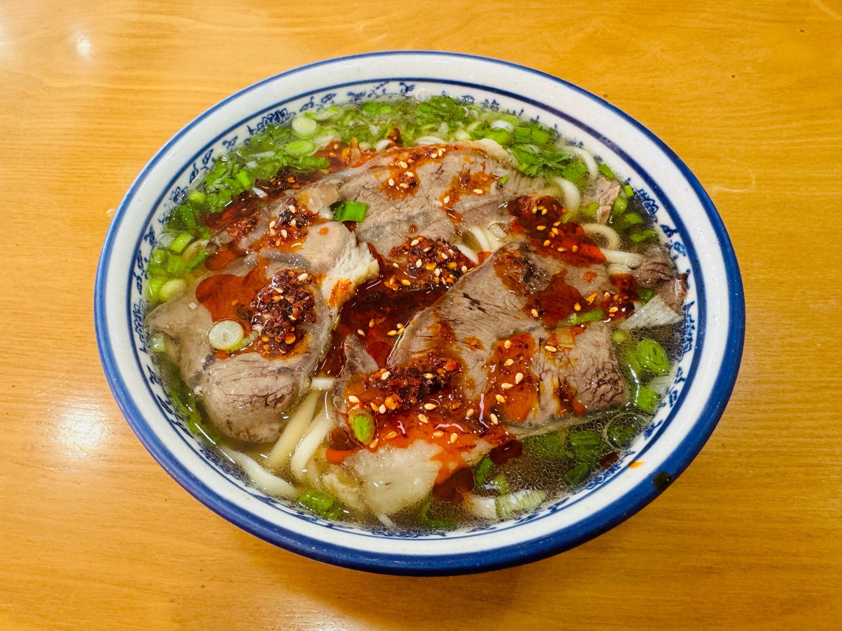 好久没吃面,又想了这不来碗拉面.#牛肉拉