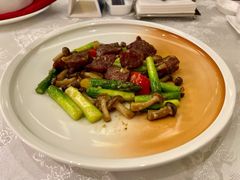 芦笋炒和牛粒-酌宴府The China Club·广州万富希尔顿酒店(云城东路店)