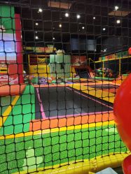 -蹦蹦跳跳(新奥购物中心店)