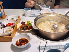 -三个椰子·现砍椰子鸡(金源CBD店)