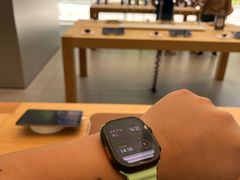 -Apple零售店(华贸购物中心店)