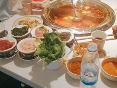 -老房老舍重庆火锅(假日城市店)
