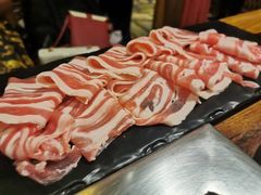 -老牌坊云南鱼豆花火锅(爱建店)