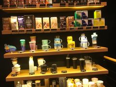 零售区-星巴克(温州银泰大西洋店)