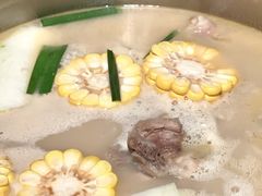-肥仔文澳门猪骨煲(南京西路店)
