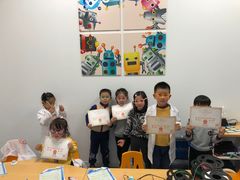 -斯坦星球AI编程·机器人科创·科学实验·信奥·思维·STEM·乐高·竞赛考级(长宁虹桥大融城荟聚中心)