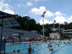 -越秀山游泳场