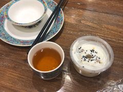 -清真·玛丽亚新疆菜主题餐厅(浙江中路店)