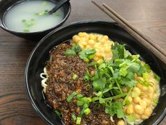 -耙豌豆重庆小面