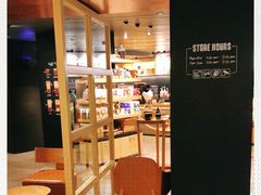 -星巴克臻选(国贸商城首店)