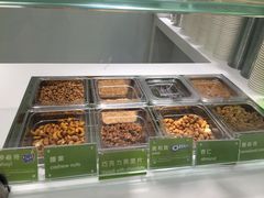 llaollao(又优)冻酸奶(建外SOHO店)-Salud撒露欧洲冻酸奶(北苑上品店)