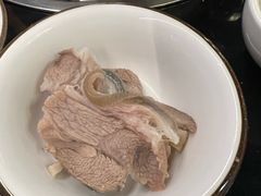 -老石黑山羊毛驴肉火锅(金凯广场店)