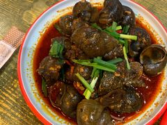 -老闵田螺馆·南昌特色小炒(梦时代店)