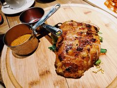 炭烧猪颈肉-小大董·烤鸭(凤凰汇店)