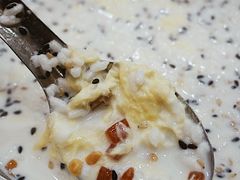-白翔甜食店