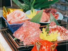 -铭牛烧肉·和牛海鲜自助(高新月牙湖店)