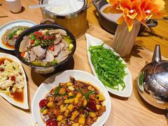 -隔壁老王·家常云南菜(花巷店)