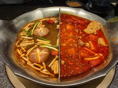 -湊湊火锅·茶憩(打浦桥日月光店)