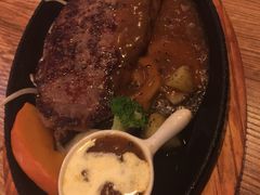 -玛格萝妮(汇智国际商业中心店)