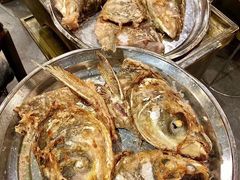 炸过的鱼摆摆-肖肖酸萝卜鱼火锅(总店)