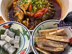 -刘姐啤酒鱼民族演艺餐厅(西街总店)