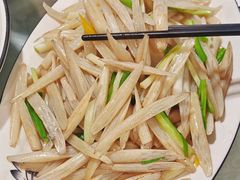 -九头鹰家宴(岳家嘴店)