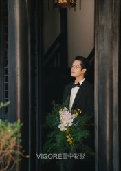 -雪中彩影婚纱摄影·微光艺术中心