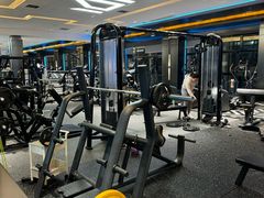-金摩尔健身游泳(万象城鼎丰大厦店)