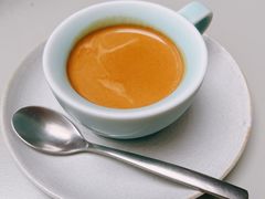 -UNI UNI(环亚凯瑟琳店)