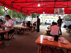 露天位-鑫悦龙虾(前西街店)