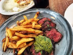 -ROAST coffee & eatery