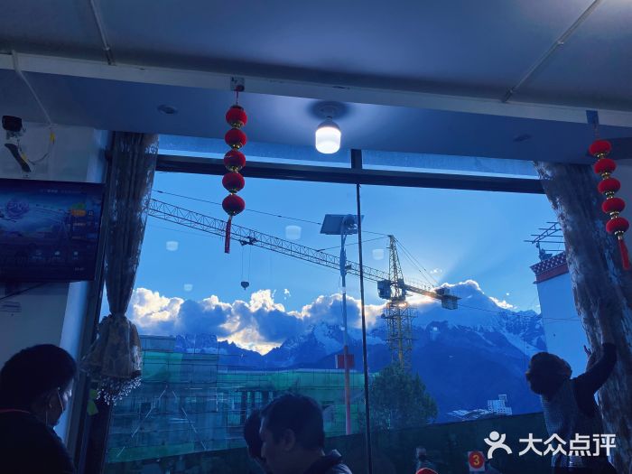 生态牦牛王景观位图片