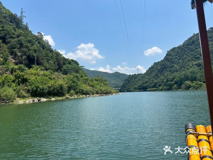 天目溪漂流图片