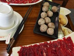 -左庭右院鲜牛肉火锅(金山万达店)