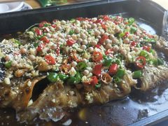 -小小河边鱼(天润城店)