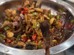 -湖南人家湘菜馆(镇江路店)