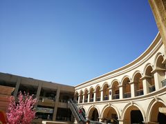-王府井奥莱临潼小镇(临潼店)