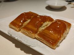 蜜汁叉烧酥-利苑酒家(华熙国际店)