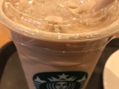 -星巴克臻选(莘庄仲盛店)