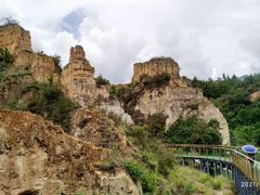 -彩色沙林风景区