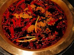-潮火锅·麻辣牛肉火锅(观音桥方圆·LIVE店)