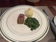 -Wolfgang’s Steakhouse 沃夫冈牛排馆(上海白玉兰广场店)