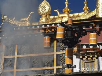 香格里拉小众朝拜寺庙｜本地藏民日常打卡，香火很旺
