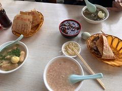 -洪峰浩老北京烧饼夹肉(角门路店)